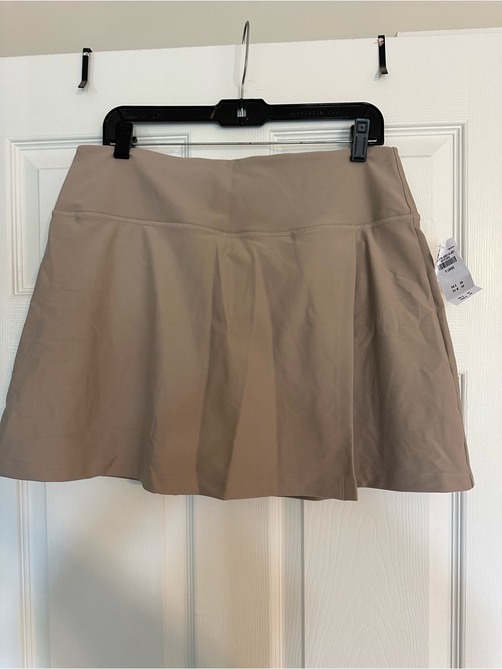 Abercrombie & Fit h Classic A-Line Women's Skort in Taupe